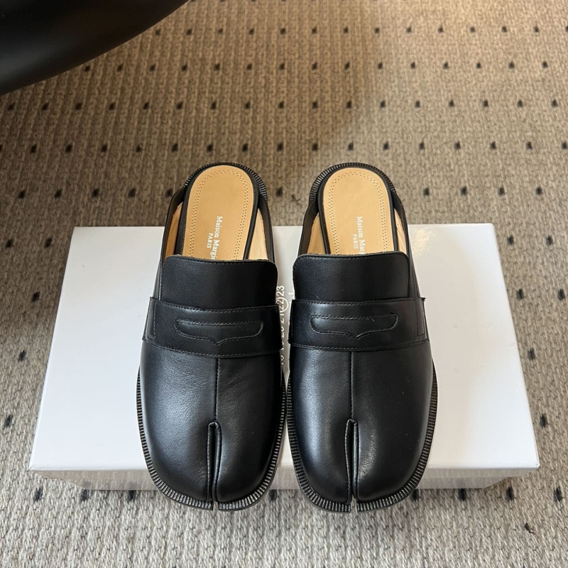 ma1s0n Marg*e1a loafers